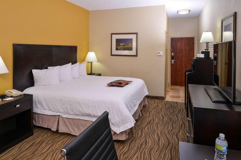 Hampton Inn Nashville-I-24 Hickory Hollow Exterior photo